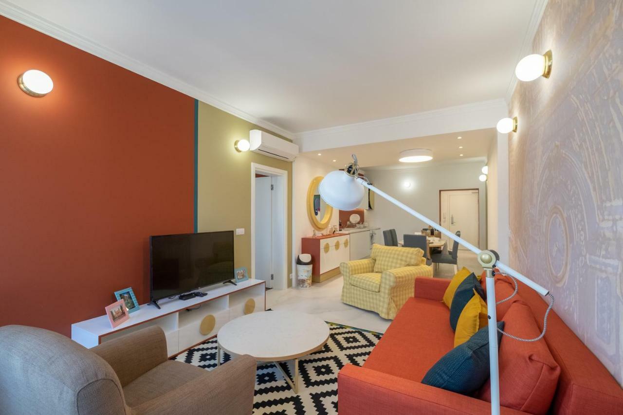 Vitosha Blvd 3-Bedroom, 2-Bathroom Lux Suite Sofia Exterior photo
