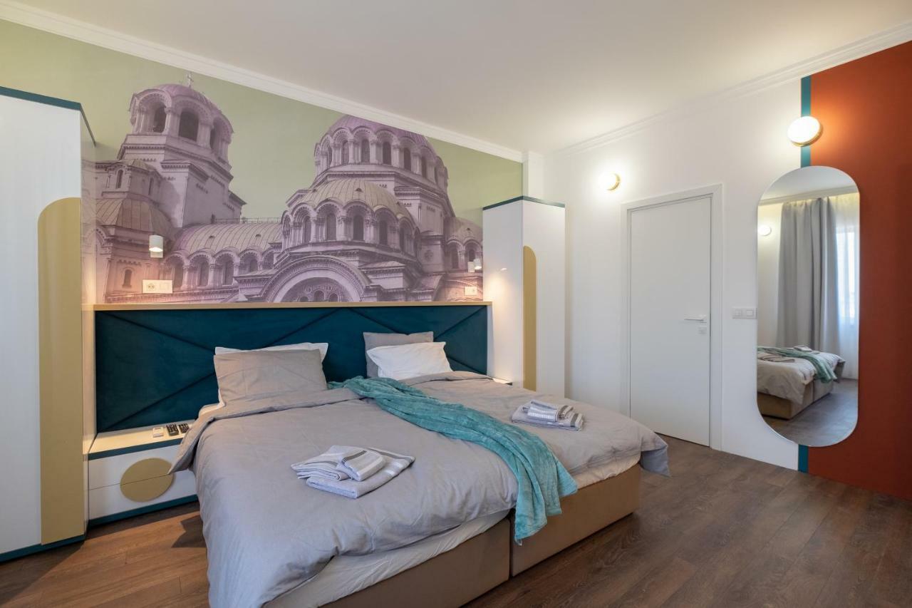 Vitosha Blvd 3-Bedroom, 2-Bathroom Lux Suite Sofia Exterior photo