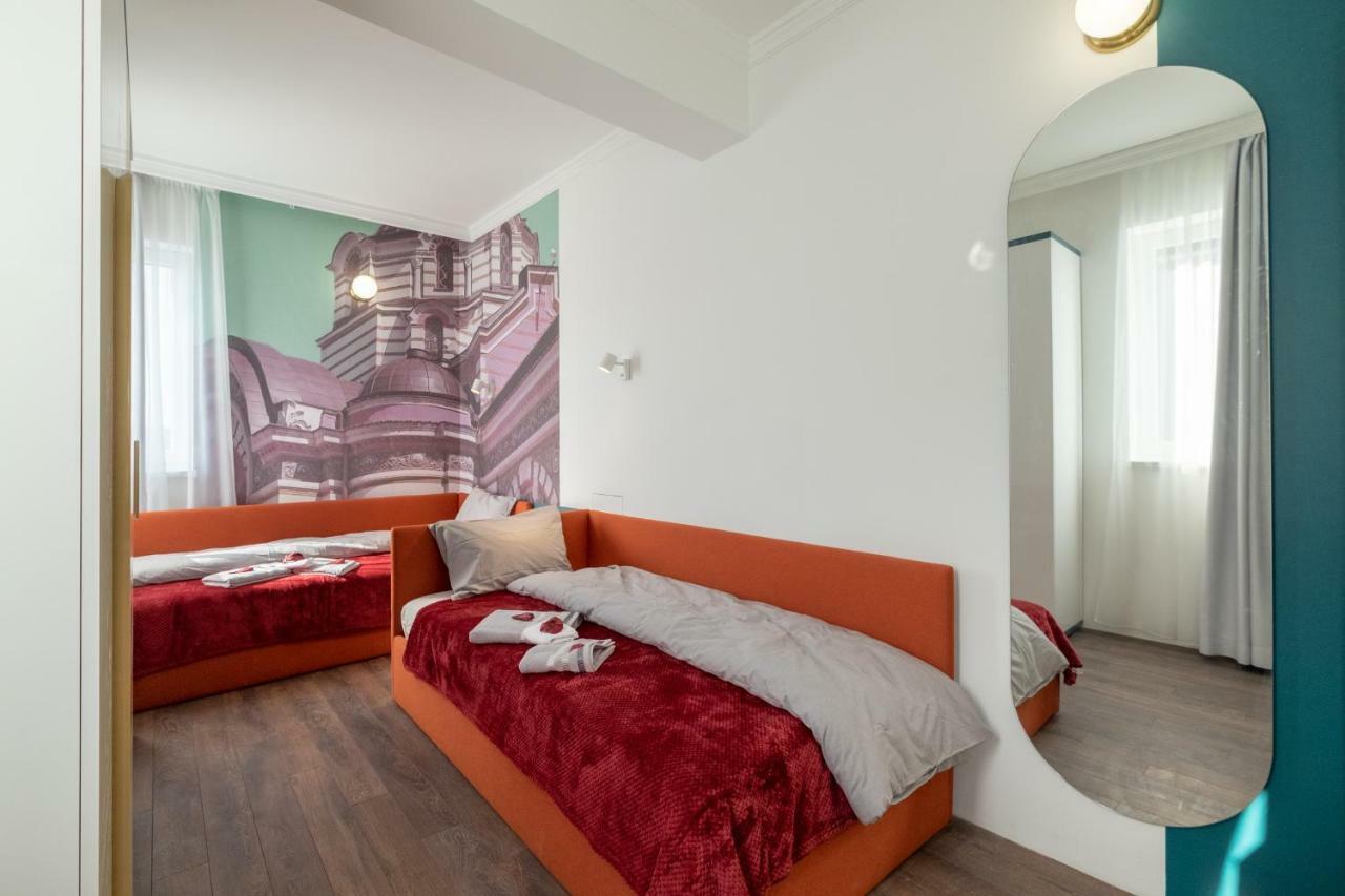 Vitosha Blvd 3-Bedroom, 2-Bathroom Lux Suite Sofia Exterior photo